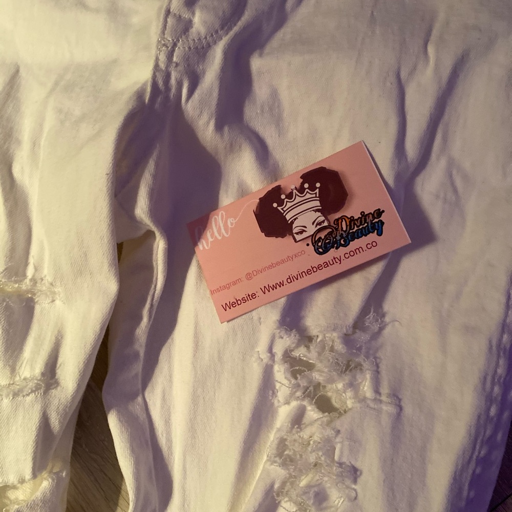 Distress jeans